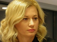 Ραχήλ Μακρή  (ΣΥΡΙΖΑ) στο bankingnews: Κάθε βράδυ στις 20:00 η Ελλάδα χρεοκοπεί !!!