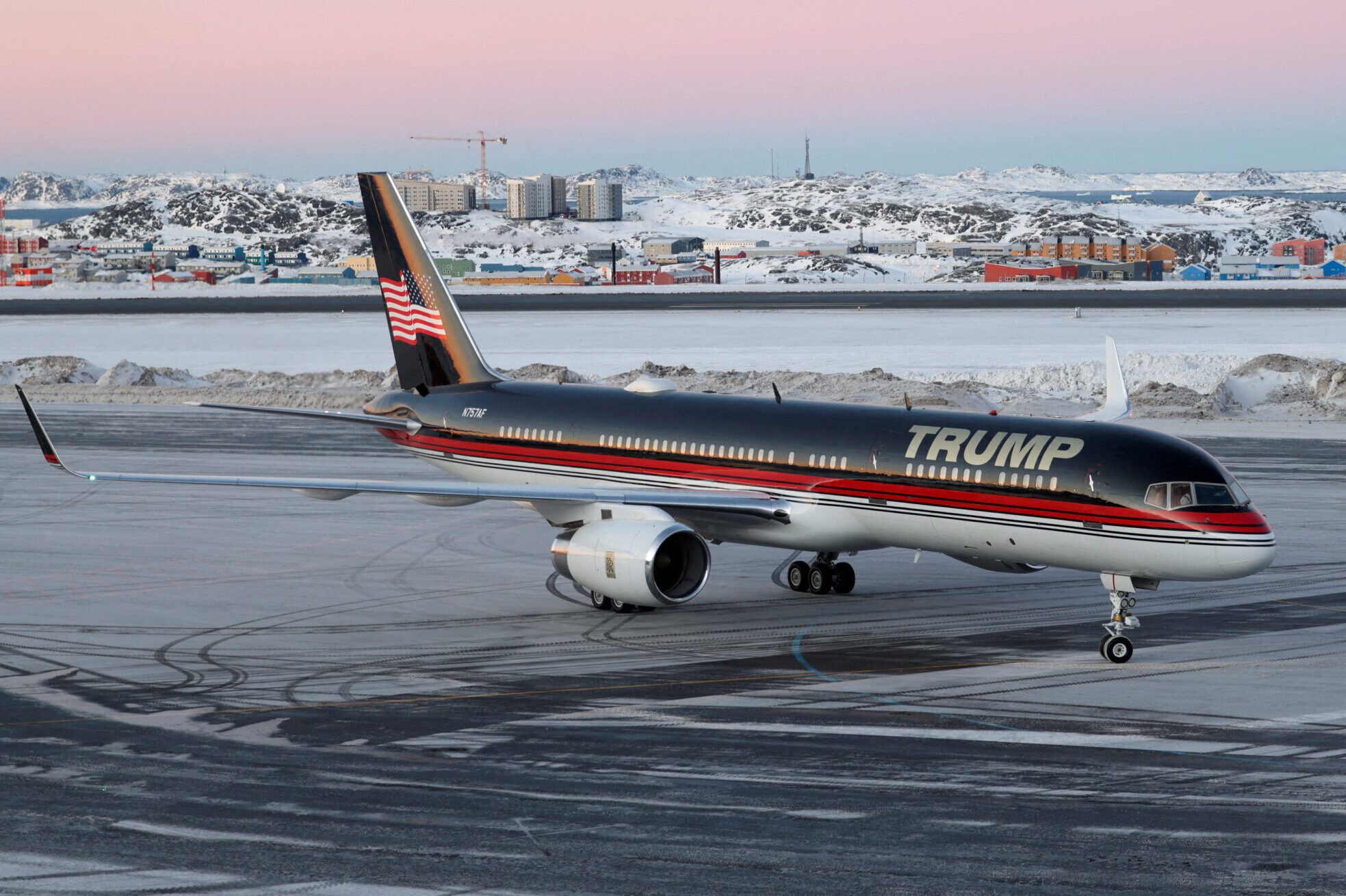 2025-01-07T155906Z_1220621361_RC215CAFFFM7_RTRMADP_3_USA-TRUMP-GREENLAND-scaled-e1736371116923.jpg