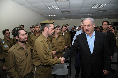 9ebb5ae5d7674d5a8b4e78d1ed9412e4yehudaBIG2.jpg