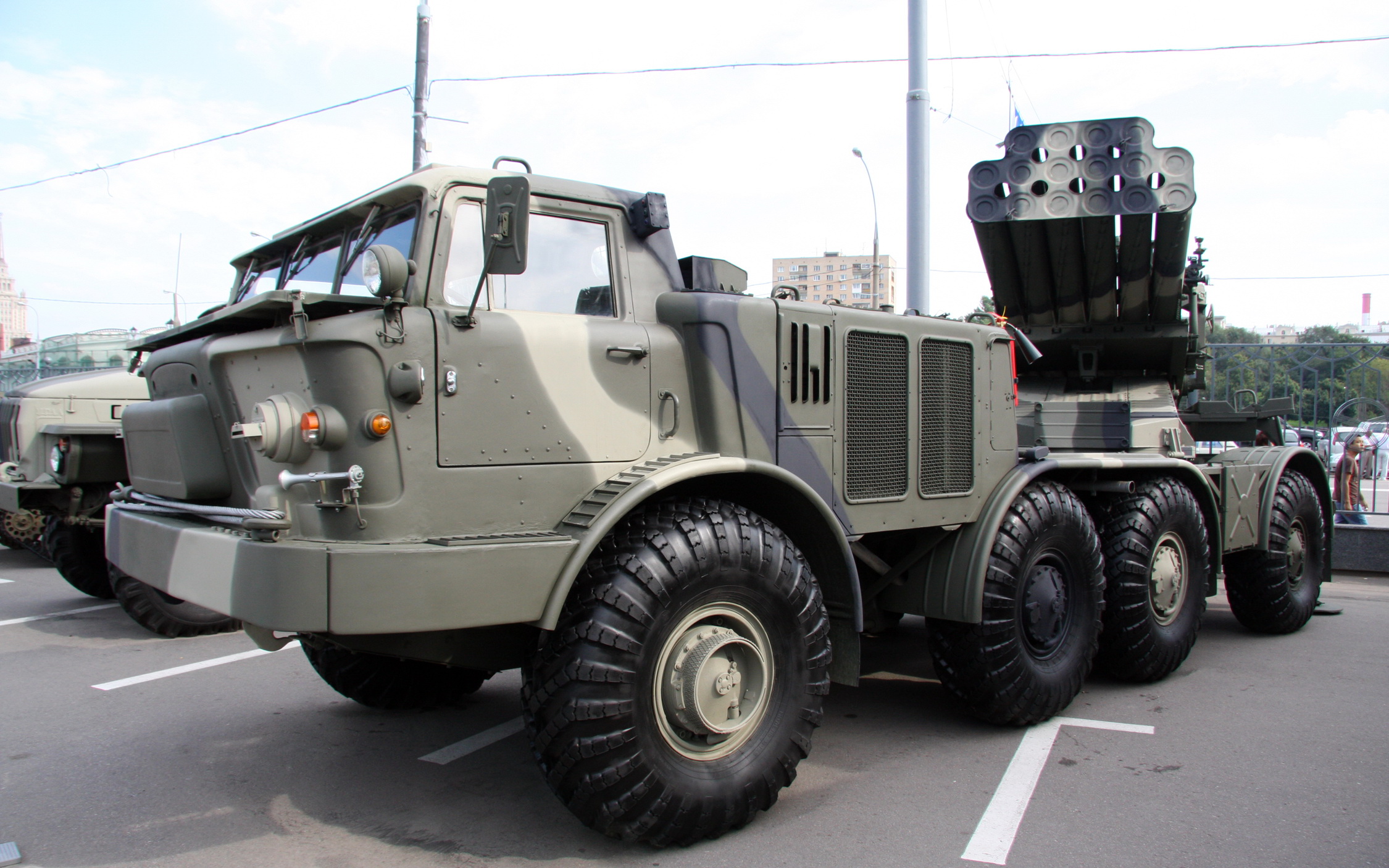 9K57_Uragan_2.jpg