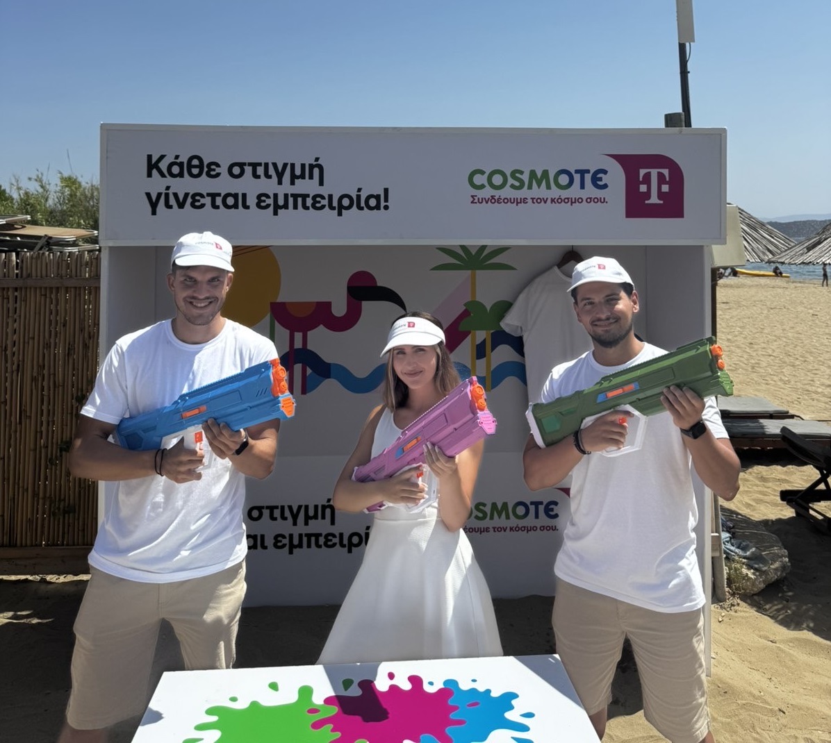 COSMOTE_TELEKOM_ROADSHOW_t-shirt_booth.jpg