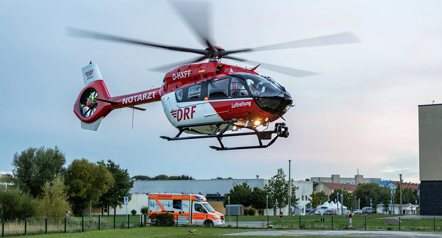 DRF-Luftrettung-H145-Fuenfblattrotor-Foto-Christian-Vierfuss-Quelle-DRF-Luftrettung-Internet.jpg.webp