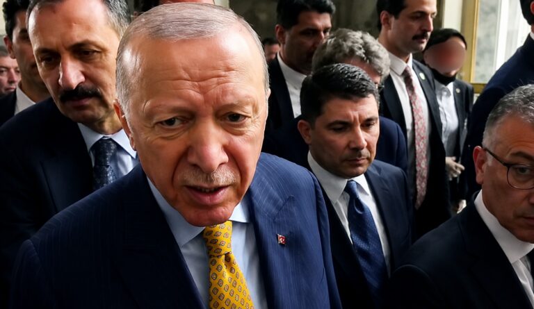 Erdogan_puzzled_after-_question_posed_did_not_understand-768x445.jpg