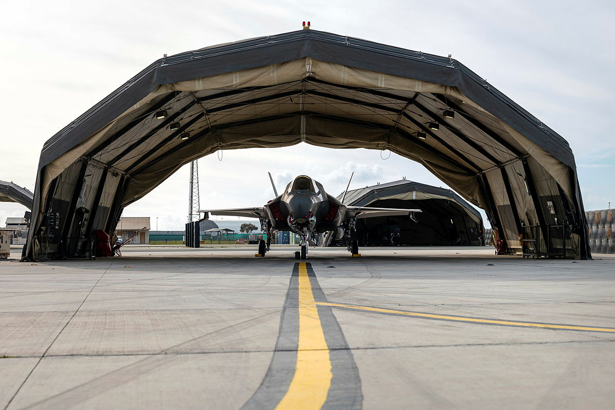 F-35_cyprus_shelter.jpg