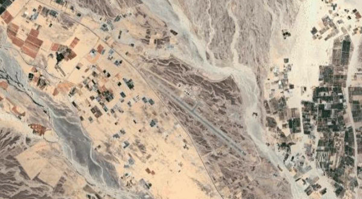 HRJoklCa8AAqLsy.webp