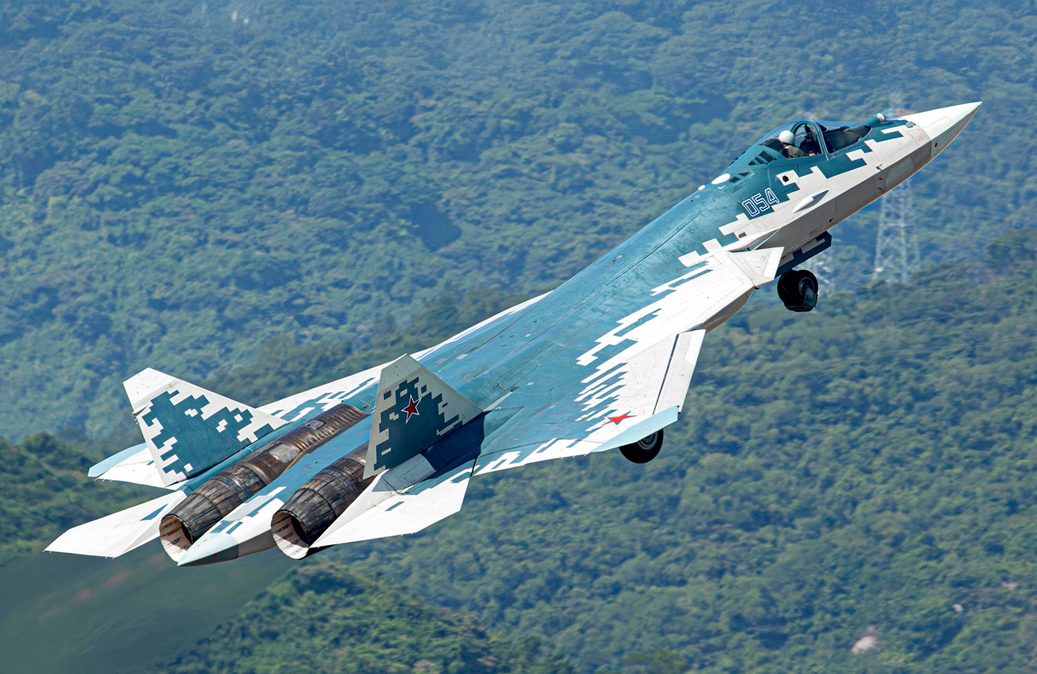 Sukhoi-SU-57-Felon-2_1.jpg