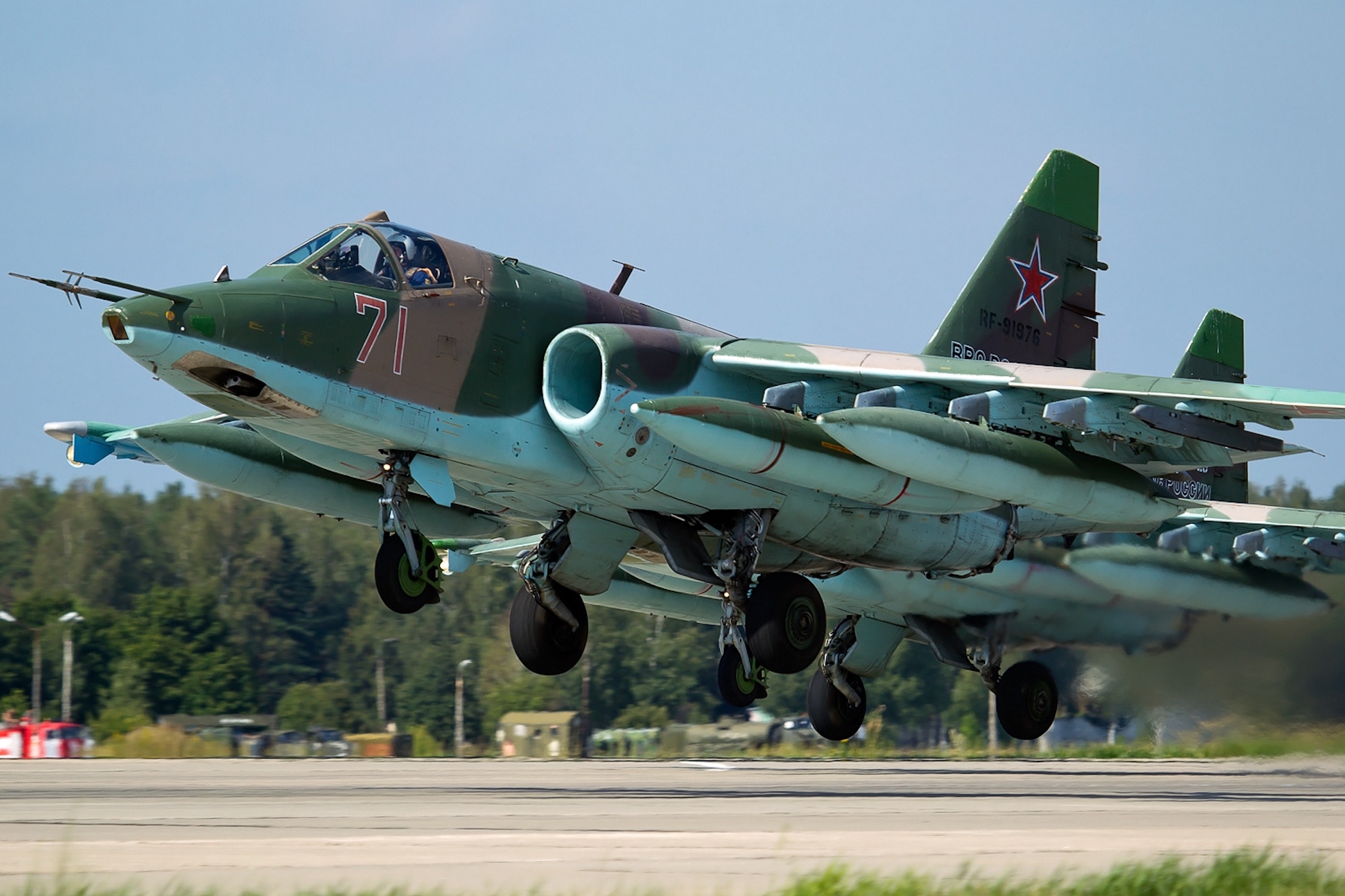 Sukhoi_Su-25_Russia_-_Air_Force_AN2192992.jpg