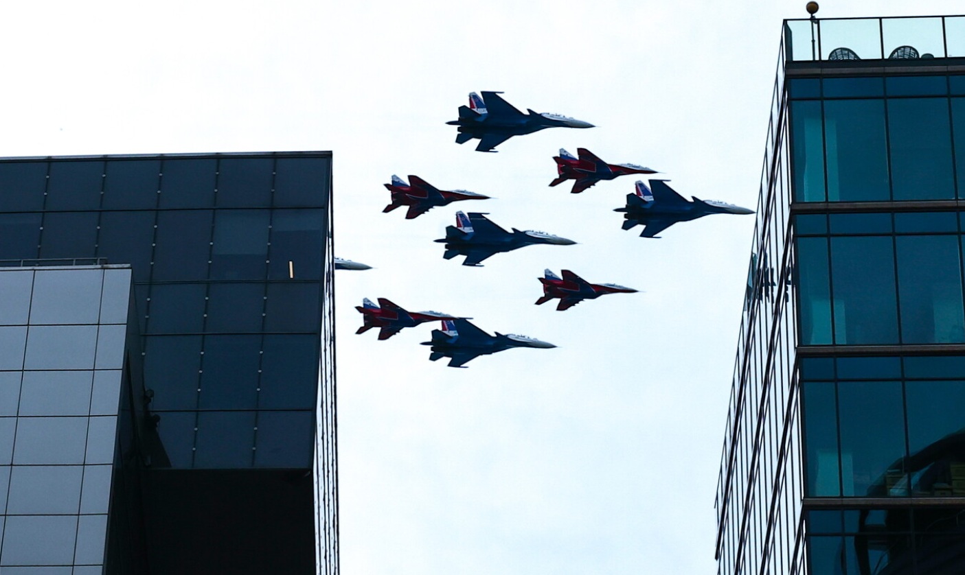 airplanes_2.jpg