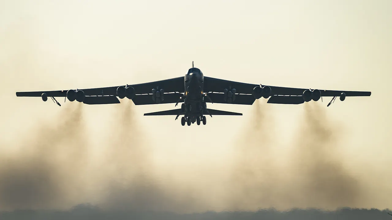b-52-raf.webp