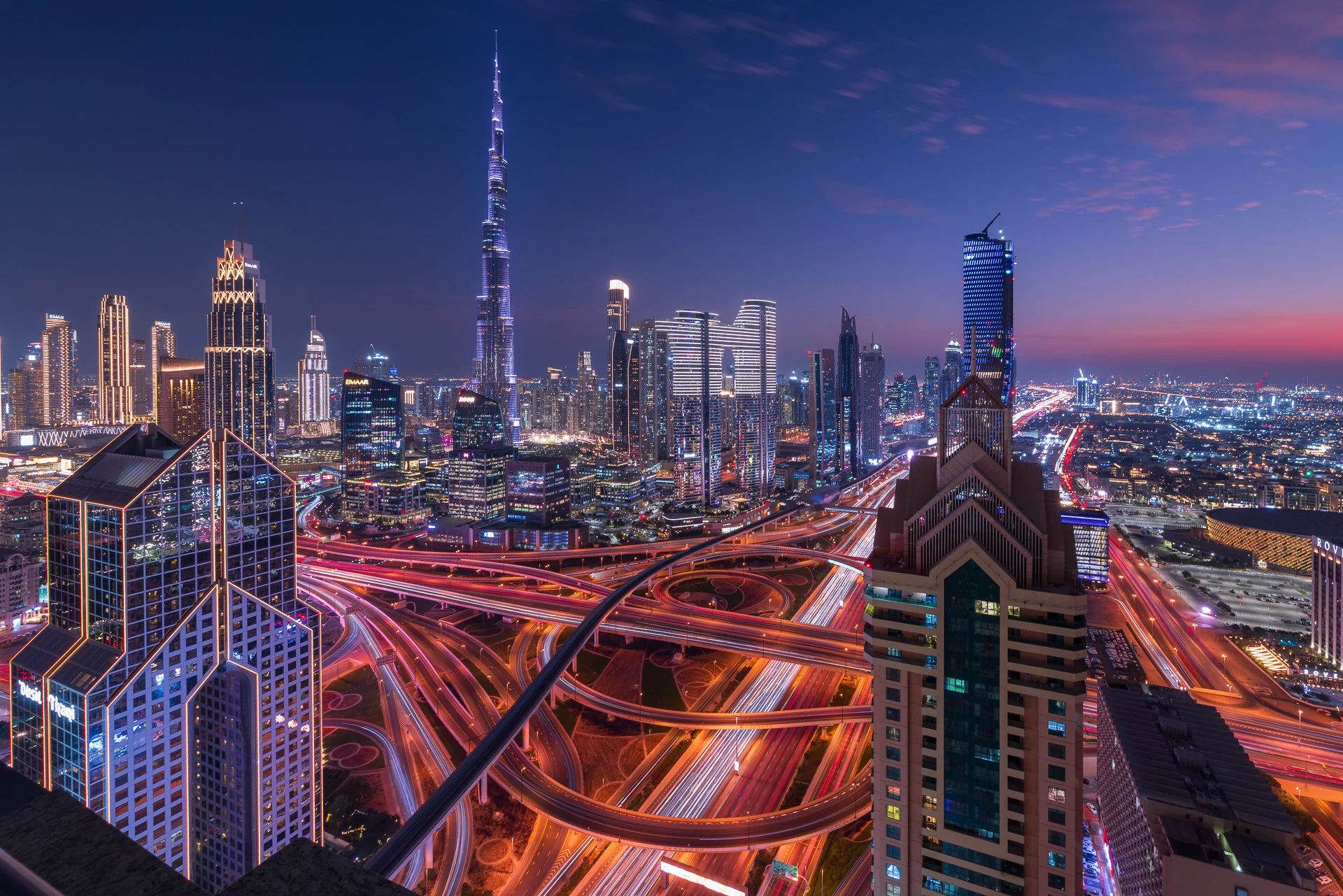 dubai.webp
