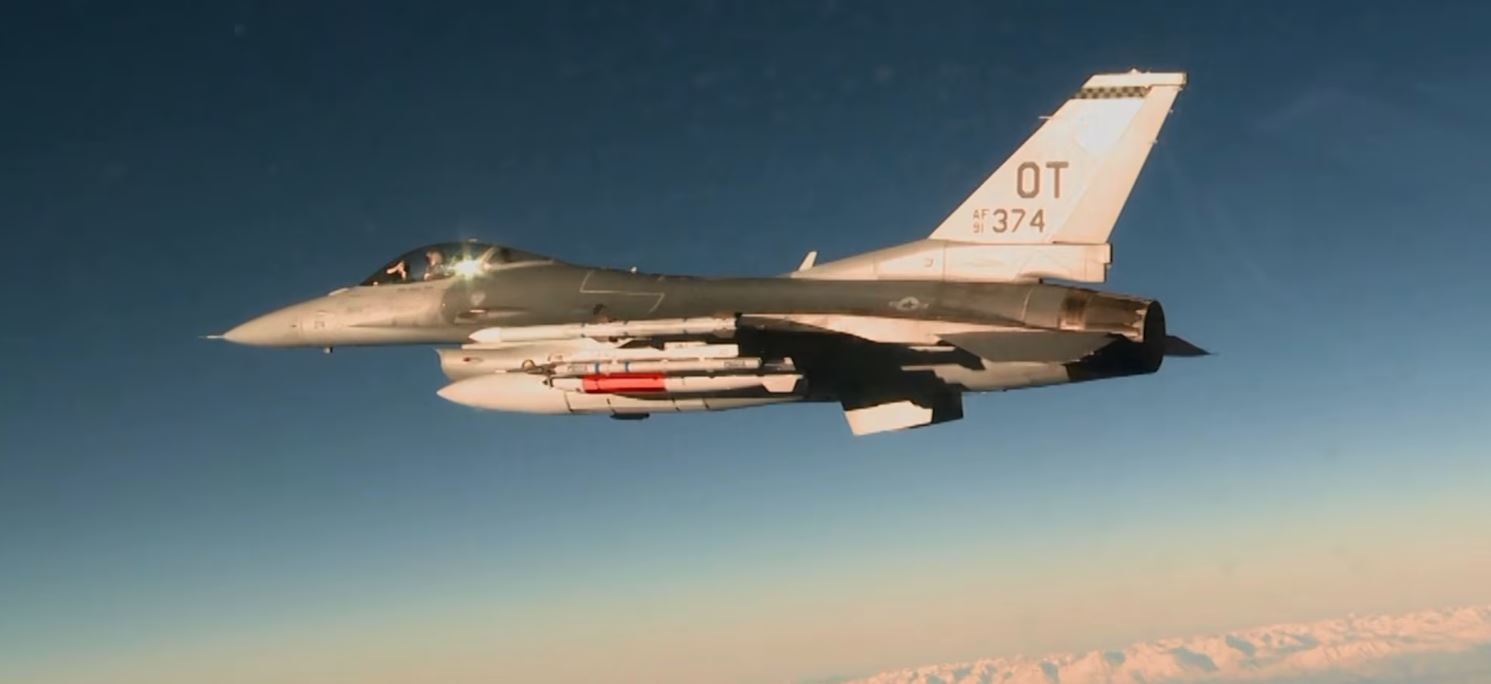 f-16_B61-12.JPG