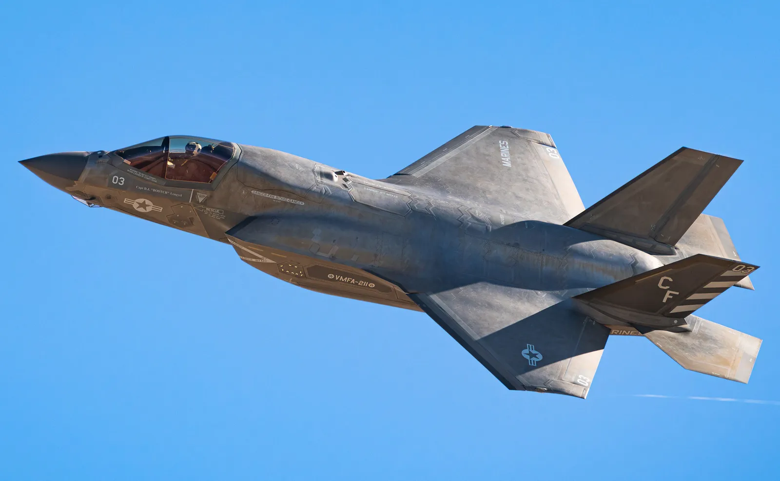 f35b.webp