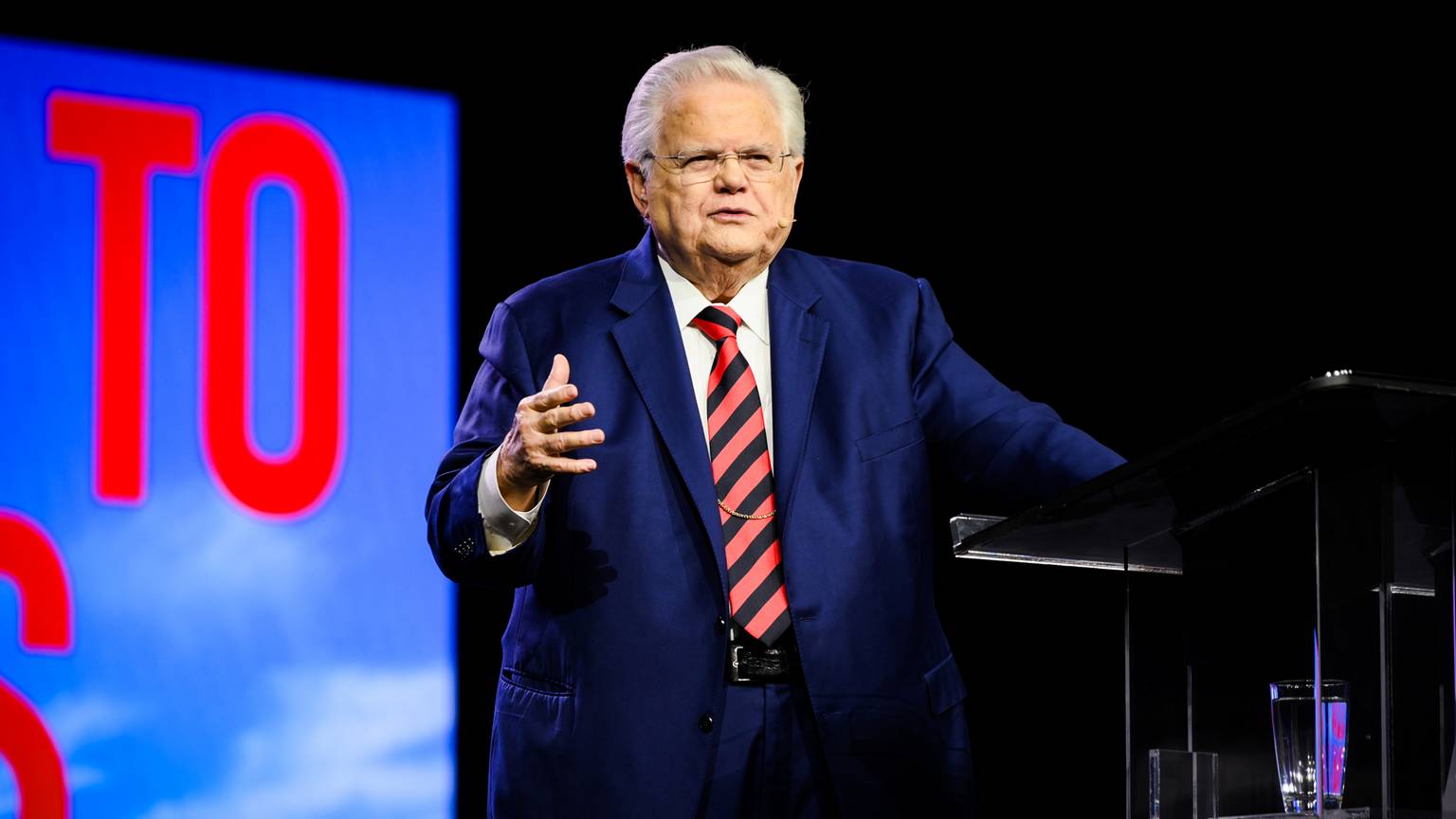 hagee.jpg