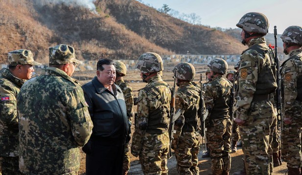 kim_army.jpg