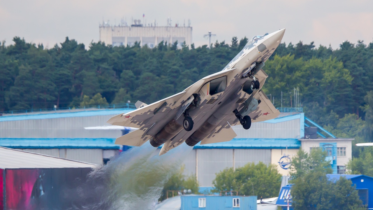 su-57-takeoff-080725-SS.jpg