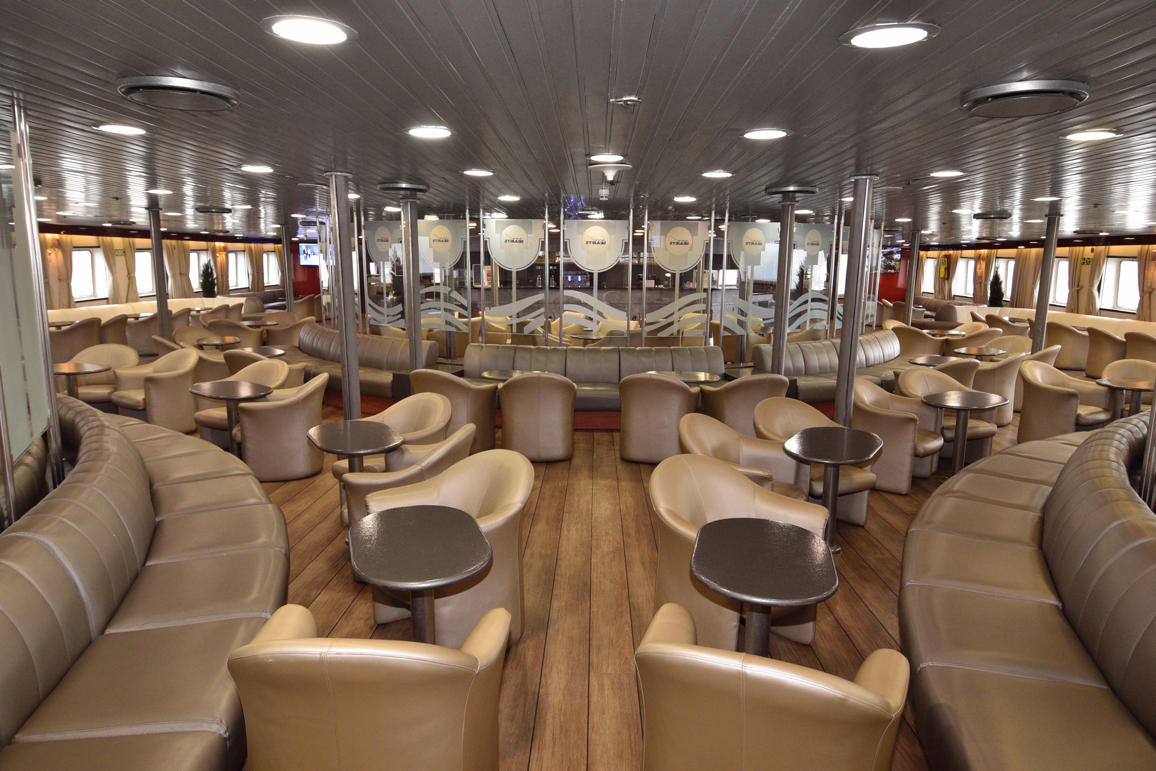 super_star_interior_04.jpg