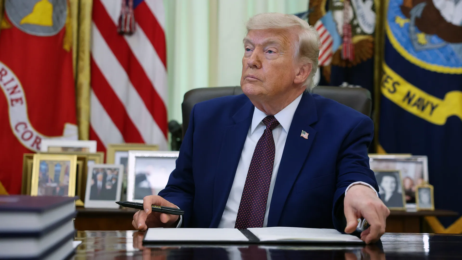 trump_27.webp