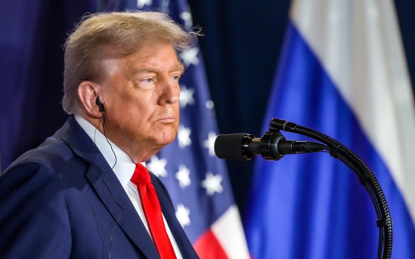 trump_2_22.jpg