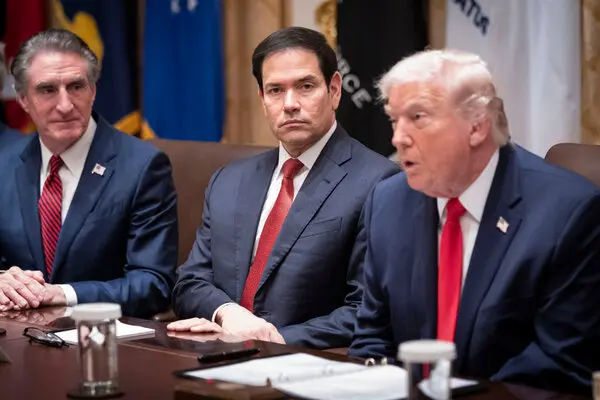 trump_rubio_4.webp