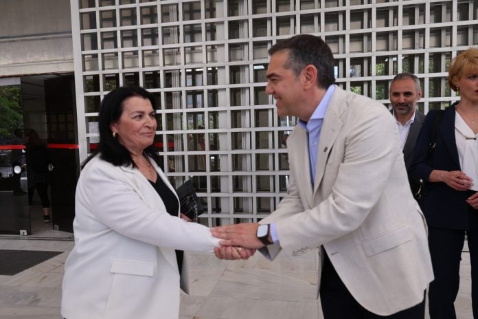 tsipras_lepenioti-696x464.jpg
