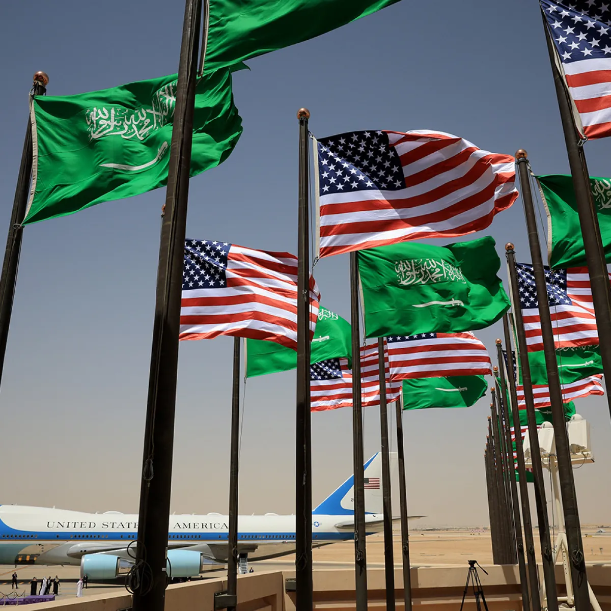 us-riyadh-military-defense-GettyImages-2214254823.webp