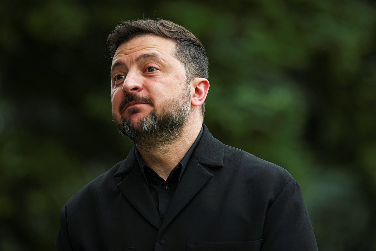 zelensky_22.jpg