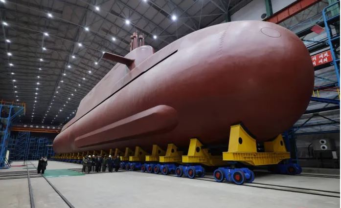 Βόρεια_Κορέα_υποβρύχιο.JPG