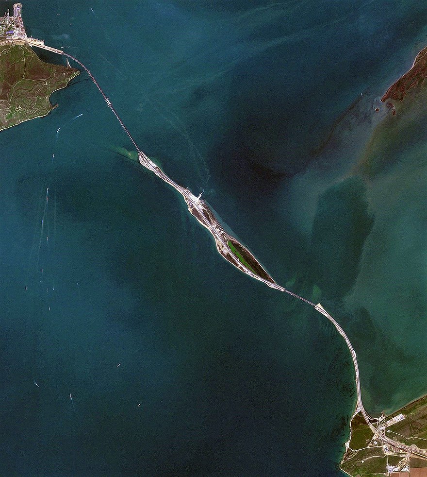 880px-Kerch_Strait_Bridge_2018-04-14.jpg