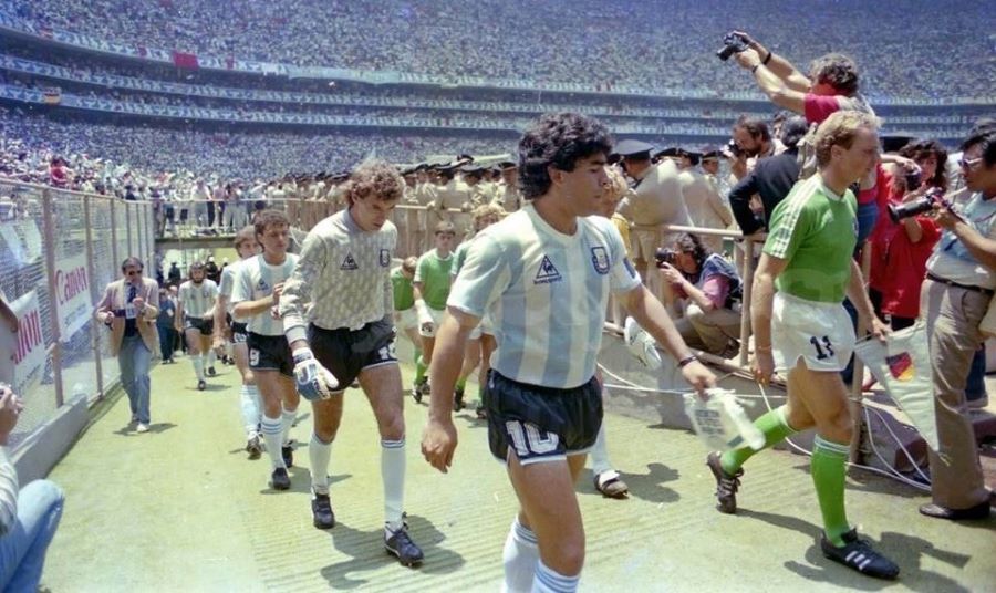 maradona_2.jpg