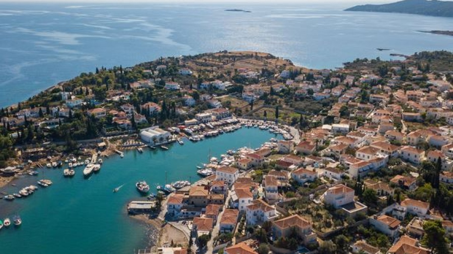 Εγκρίθηκαν έργα  λιμενικών υποδομών ύψους 3,76 εκατ. ευρώ σε Σπέτσες και Ζάκυνθο