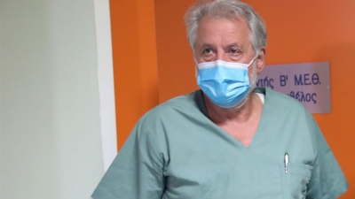 Καπραβέλος: Αφόρητη πίεση στο ΕΣΥ - Οι ΜΕΘ είναι γεμάτες, διασωληνωμένος ασθενής σε απλό θάλαμο