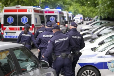 Σερβία: Πλήρης αφοπλισμός, αυστηροποίηση οπλοκατοχής μετά τo νέο μακελειό με 10 νεκρούς