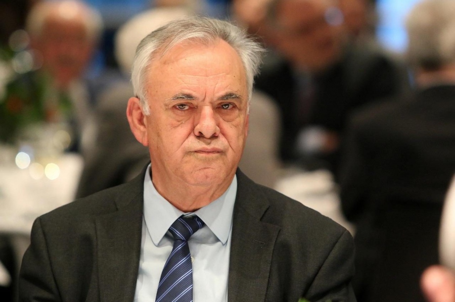 Επίθεση Δραγασάκη σε Κασσελάκη: Εξελέγη τυπικά δημοκρατικά αλλά πορεύεται  ουσιαστικά αντιδημοκρατικά