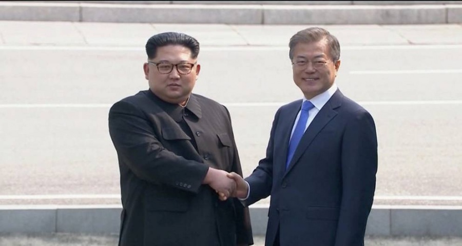 Ν. Κορέα: Kim Jong un και Moon Jae in συζήτησαν και το θέμα της αποπυρηνικοποίησης