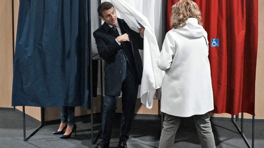 Γαλλία – προεδρικές εκλογές 2022: Μόλις στο 65% η συμμετοχή των ψηφοφόρων, χαμηλότερη σε σχέση με το 2017