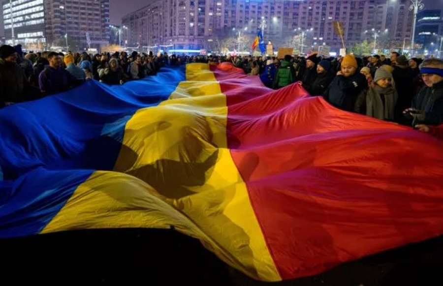 Ρουμανία: Μαζικές διαδηλώσεις κατά της δικαστικής διαφθοράς - Κρίση θεσμών και ανησυχία στις αγορές