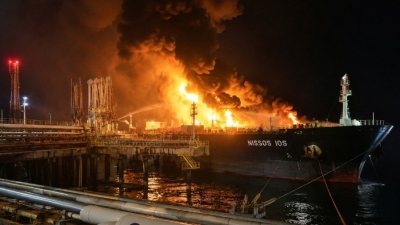 Ukraine strikes Caspian oil hub setting tankers ablaze as Russian defenses intercept massive 140 drone raid