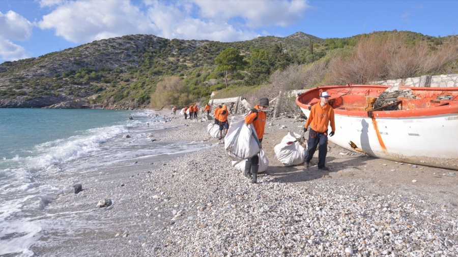 Κοινωφελές Ίδρυμα Αθανάσιος Κ. Λασκαρίδης - Ο «Τυφώνας» που καθαρίζει και προστατεύει τις ελληνικές ακτές