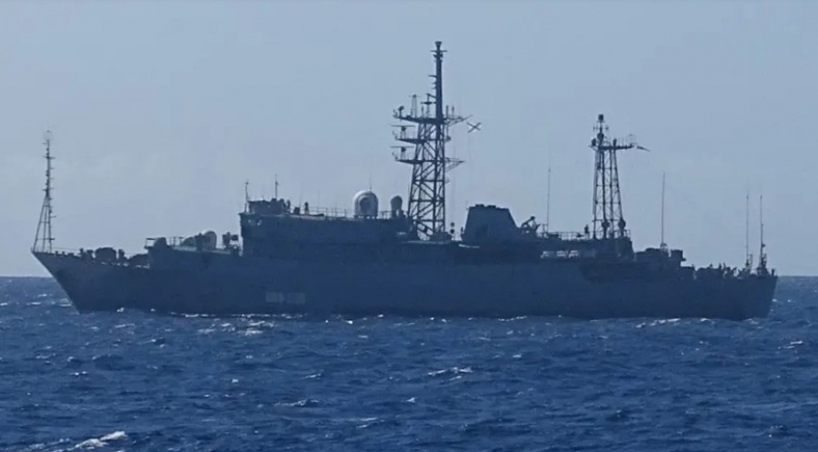 Κόκκινος συναγερμός: Το ρωσικό κατασκοπευτικό πλοίο Kareliya στα 15 ναυτικά μίλια από τη Χαβάη των ΗΠΑ