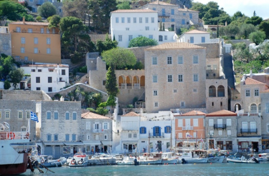 Ύδρα: Προβλήματα στην ηλεκτροδότηση και υδροδότηση λόγω βλάβης στο δίκτυο διανομής