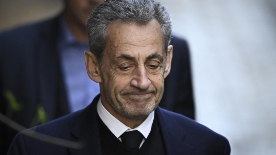 Ο Sarkozy ξανά στο «σκαμνί» για τα «μαύρα» εκατομμύρια του Gaddafi – Έως 10 χρόνια φυλακή