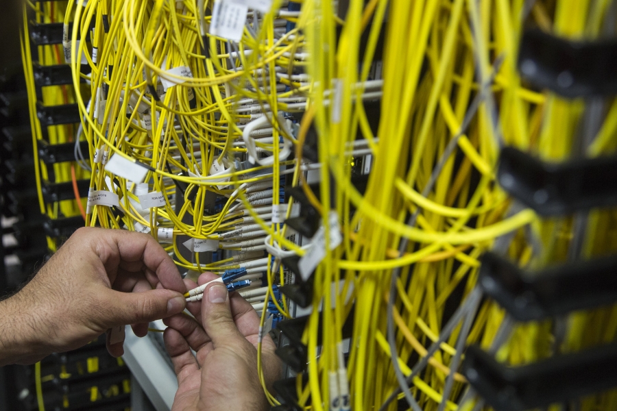 Συμφωνία Grid Telecom - Vodafone Ελλάδας για την αξιοποίηση του δικτύου οπτικών ινών