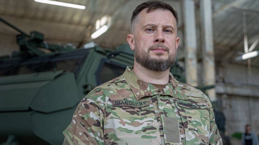 Χυδαία πρόκληση Zelensky - Προήγαγε σε ταξίαρχο τον ιδρυτή του τάγματος Azov