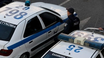 Ελεύθερος με όρους ο αστυνομικός του Μαξίμου που εξαπατούσε δανειολήπτες