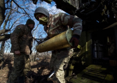 Βαρύτατα πλήγματα των Ρώσων στο πυροβολικό της Ουκρανίας στην Kherson