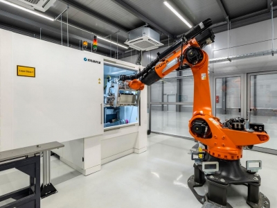 Sunlight Group: Αυξάνει τη δυναμικότητα λιθίου σε 3,2GWh με αυτόματες γραμμές παραγωγής από τη Manz