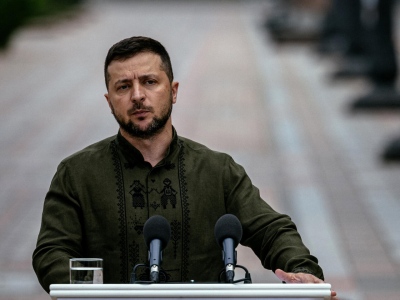 Zelensky (Πρόεδρος Ουκρανίας): Ο στρατός πρέπει να ετοιμάσει νέα αντεπίθεση το 2024 - Θα παλεύουμε και χωρίς τις ΗΠΑ