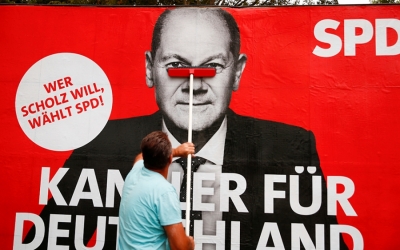 Scholz: Πρότυπο για την ευρωπαϊκή Σοσιαλδημοκρατία μπορεί να γίνει η επιτυχία του SPD