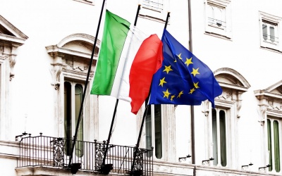 Υπέρ της παραμονής στο ευρώ τάσσονται οι Ιταλοί, με ποσοστά άνω του 60%