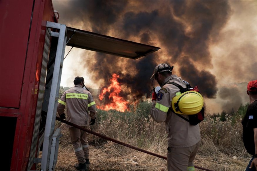 Θρασύτατη πρόκληση Γεωργιάδη για να δικαιολογήσει τα αδικαιολόγητα: Φωτιές συμβαίνουν…